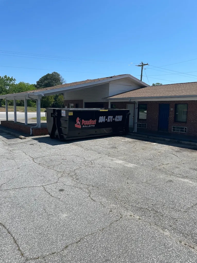 Proudfoot Rolloffs roll-off dumpster serving Williamston, Anderson County, SC